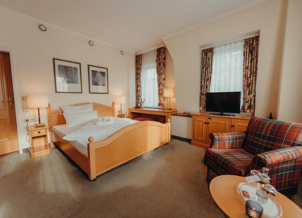Hotel Jungclaus Венторф-бей-Хамбург Экстерьер фото