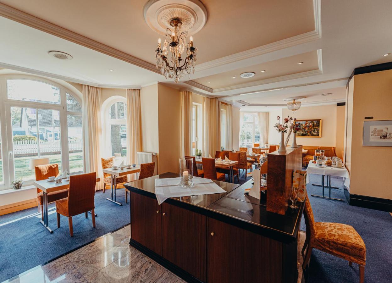 Hotel Jungclaus Венторф-бей-Хамбург Экстерьер фото